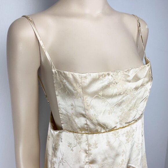 LIONESS Versailles Silk like Openback Gold Floral Brocard Mini Dress sz M - Picture 7 of 8